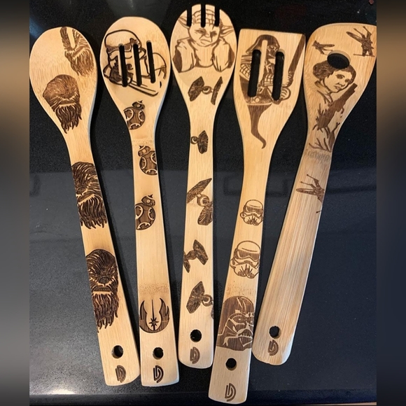 Star Wars wooden spoons set.Friends tv show, Harry Potter, Little Mermaid avail - Picture 2 of 3